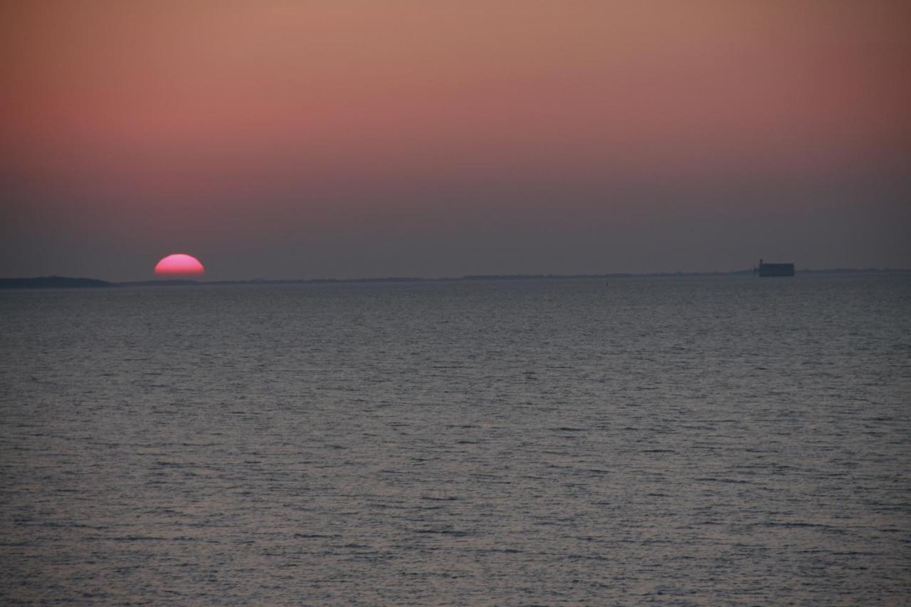 Petit Nid A 50M De La Plage Au Coeur De Fouras Dış mekan fotoğraf